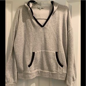 LUCKY HOODED SWEATSHIRT